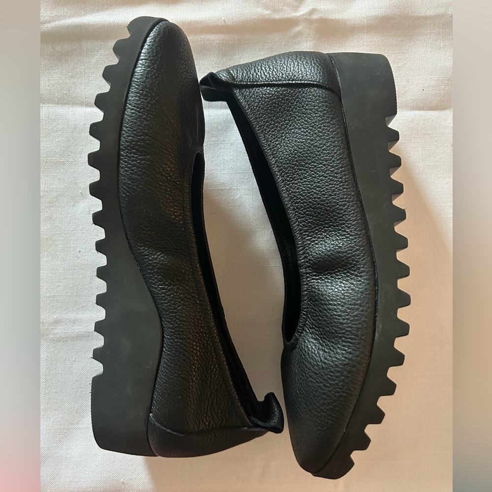 Aetrex Black Textured Flats